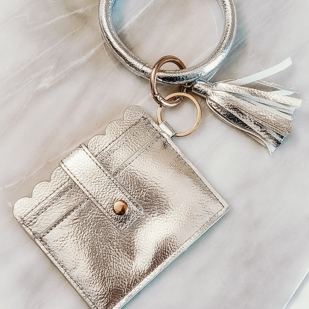 THE LUXE HAVEN Silver Keychain Wallet Wristlet